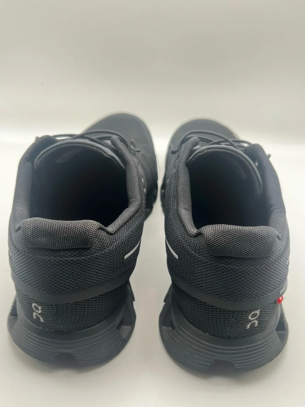 On Running Black Men’s Cloud Athletic Shoes